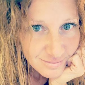 Meet your Posher, Ronilynn